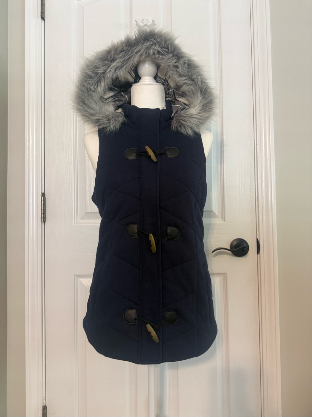 Maurice’s Navy Quilted Puffer Vest with Faux Fur Trimmed Detachable Hood - SzS